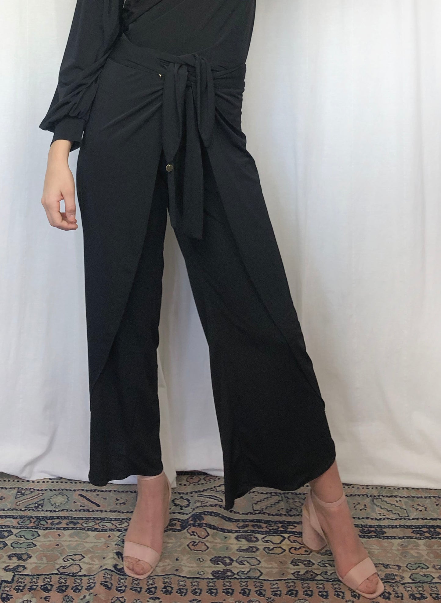 Black Midi Hedera Pants